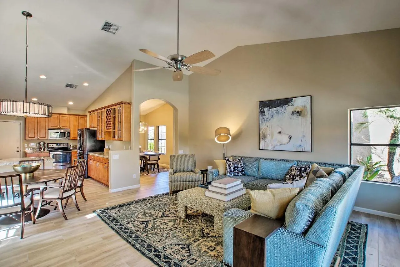 Scottsdale Family Home With Private Pool And Hot Tub! Phoenix 0*,  Amerikai Egyesült Államok