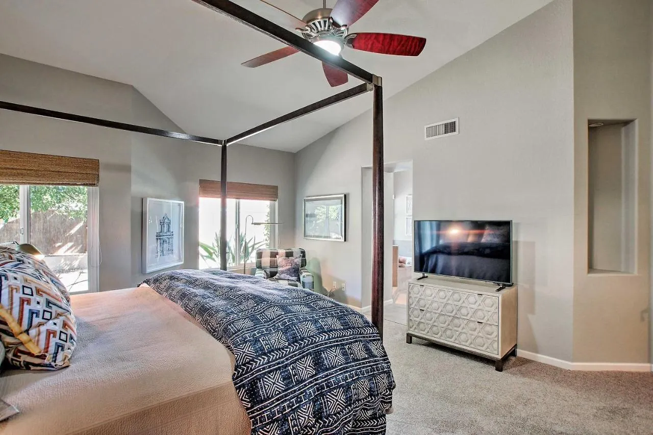 Nyaraló Scottsdale Family Home With Private Pool And Hot Tub! Phoenix