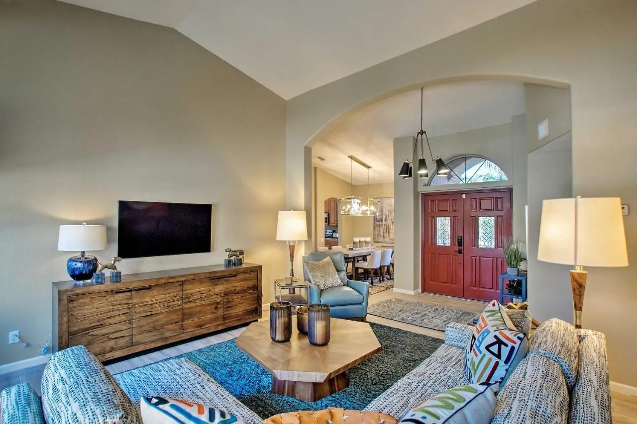 Scottsdale Family Home With Private Pool And Hot Tub! 凤凰城 度假居